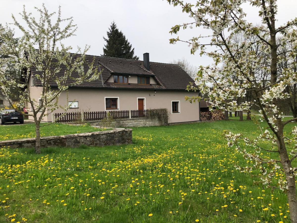 Mamut Villa Rozvadov Buitenkant foto